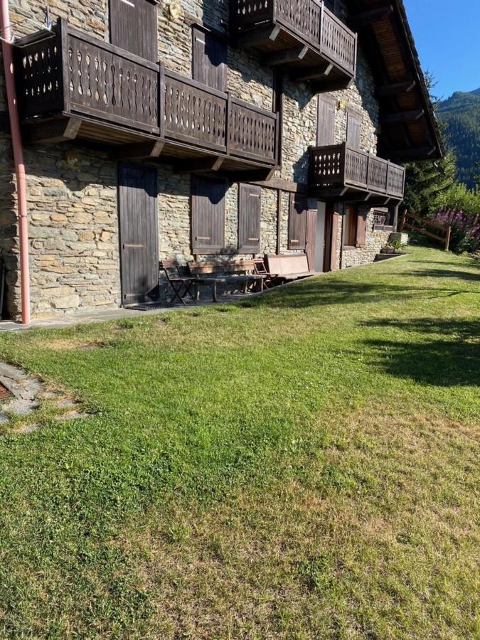 Apartament Maison Alla Vecchia Zia Cerise Zewnętrze zdjęcie
